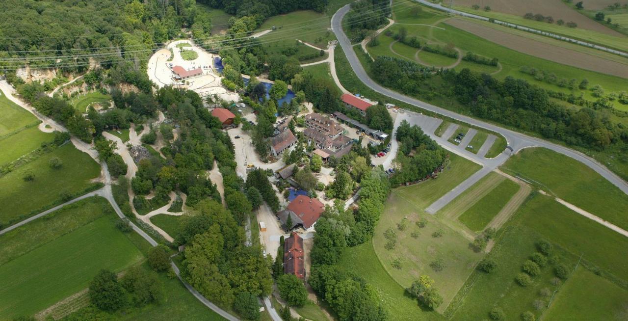 Erlebnisgastronomie Lochmuhle Hotel Eigeltingen Kültér fotó